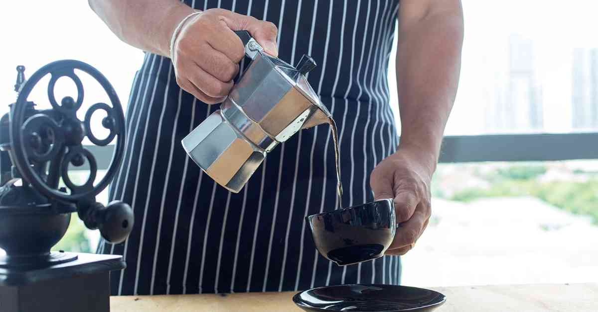 How To Season A Moka Pot (Step By Step)