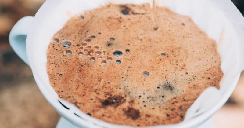 When you see bubbles and foam on the surface, your coffee is blooming.